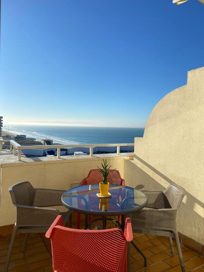 Atico Apartamento Loft Playa Victoria Кадис Экстерьер фото